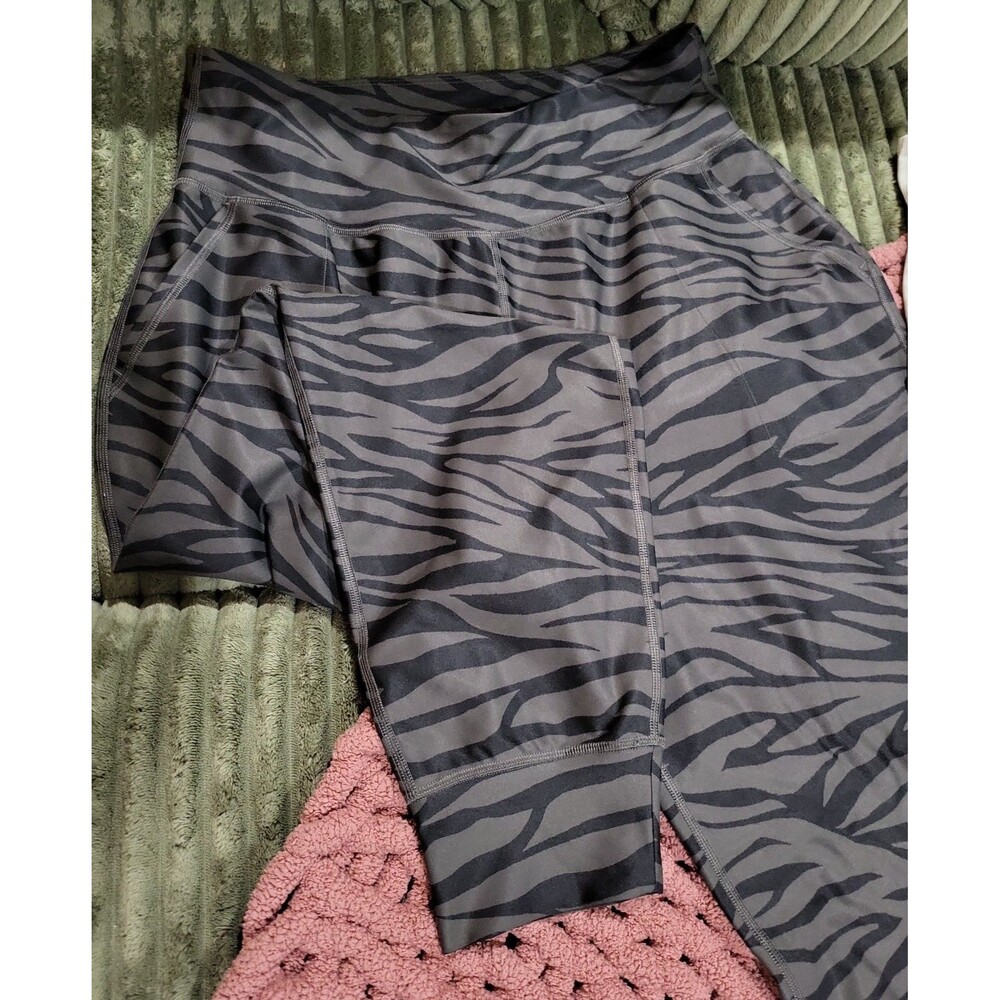leggings - Picture 3 of 9